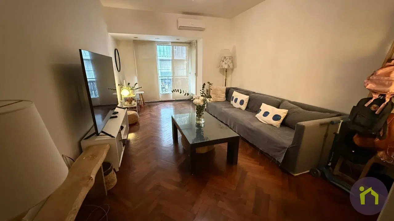 3 Ambientes en venta con Dependencia en Belgrano 5