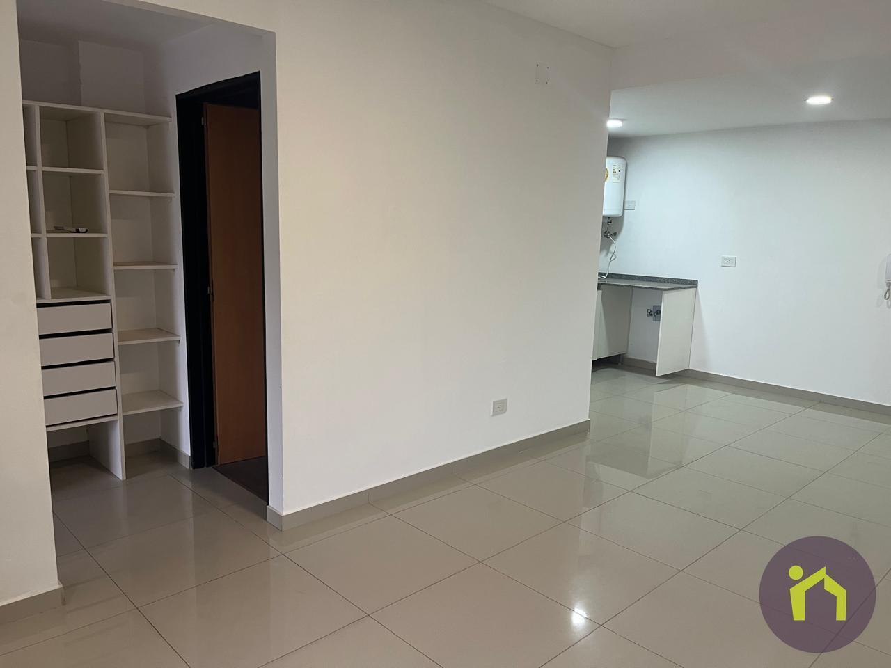Foto de Departamento en venta 2 ambientes en Villa Urquiza, al frente y apto, imagen 2