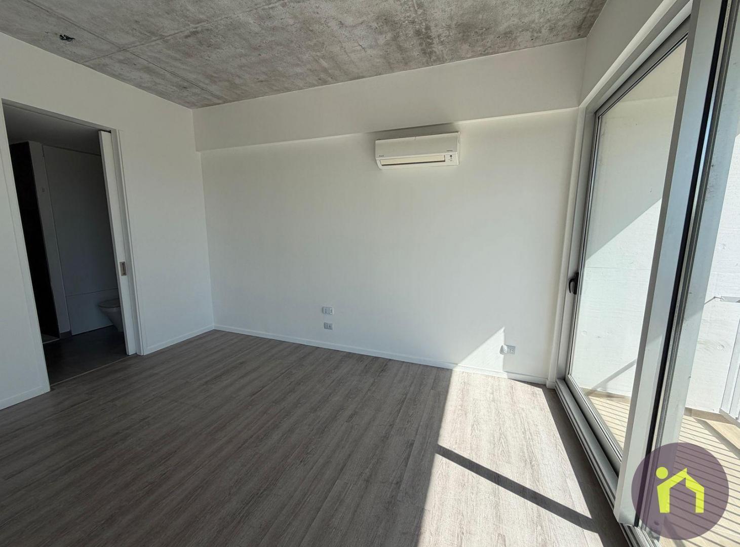 Foto de Monoambiente en venta en Retiro, Edificio Quartier con cochera y, imagen 2