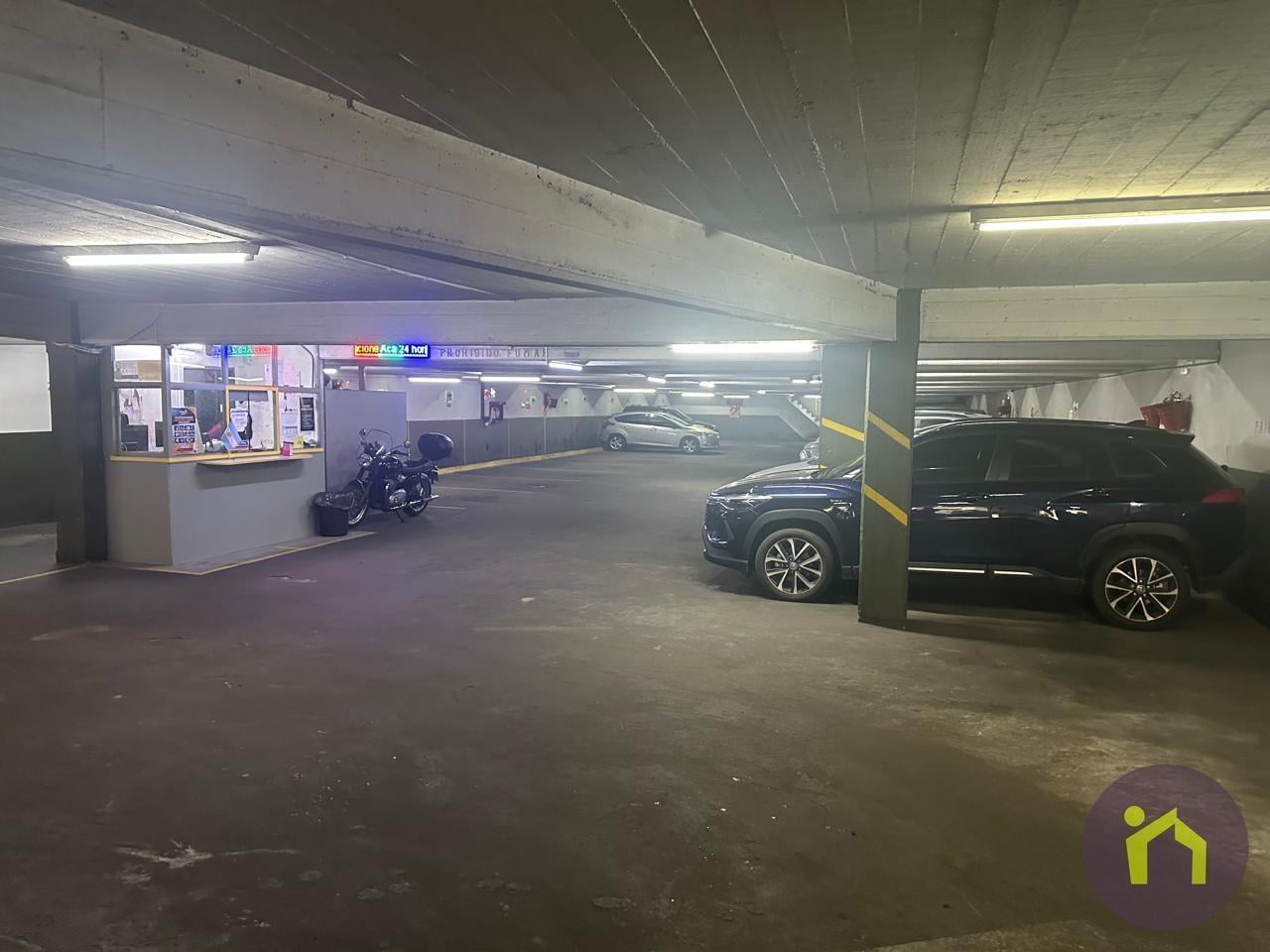 Foto de VENTA COCHERAS FIJAS CUBIERTAS EN TRIBUNALES, imagen 4