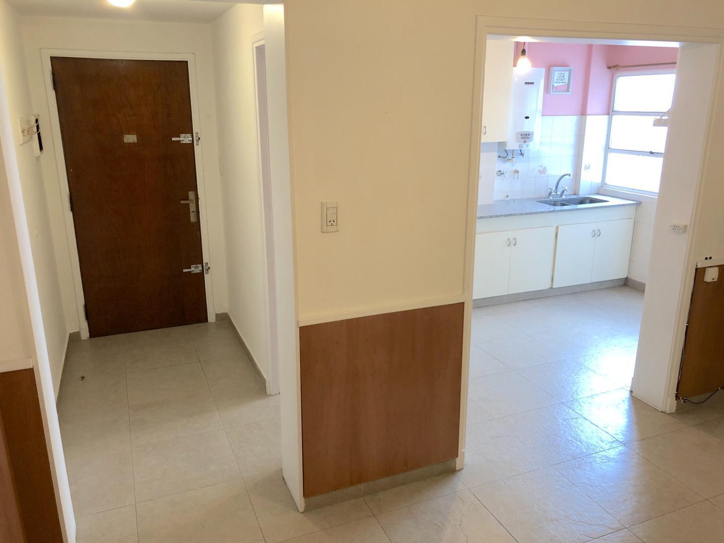 V. Urquiza.Giribone y Triunvirato PH 3 ambientes en Venta