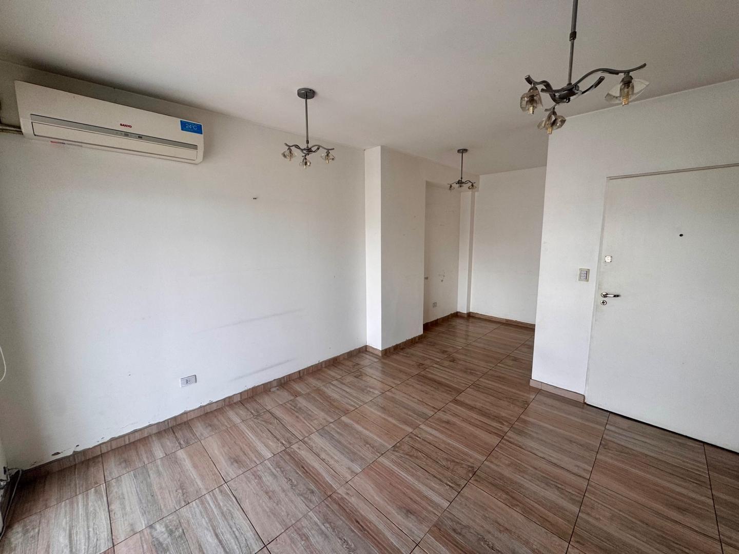 Foto de Alquiler: Villa Urquiza 3 amb. Balcon Aterrazado. Mts Subte, imagen 2