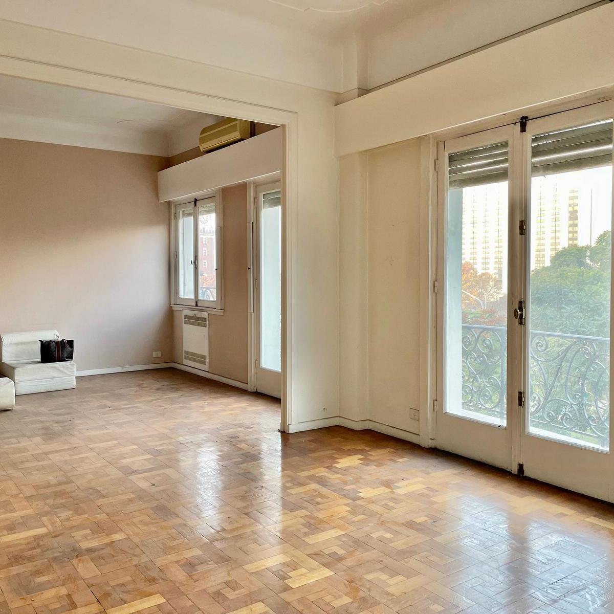 Venta 4 Dorm. con Cochera y Vista Plaza San Martin 4