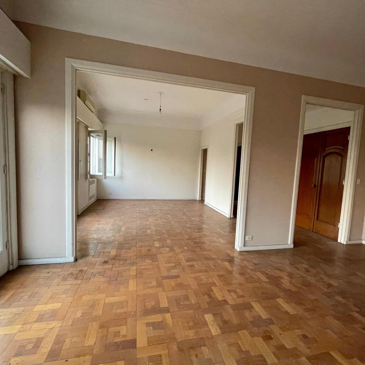 Venta 4 Dorm. con Cochera y Vista Plaza San Martin 3