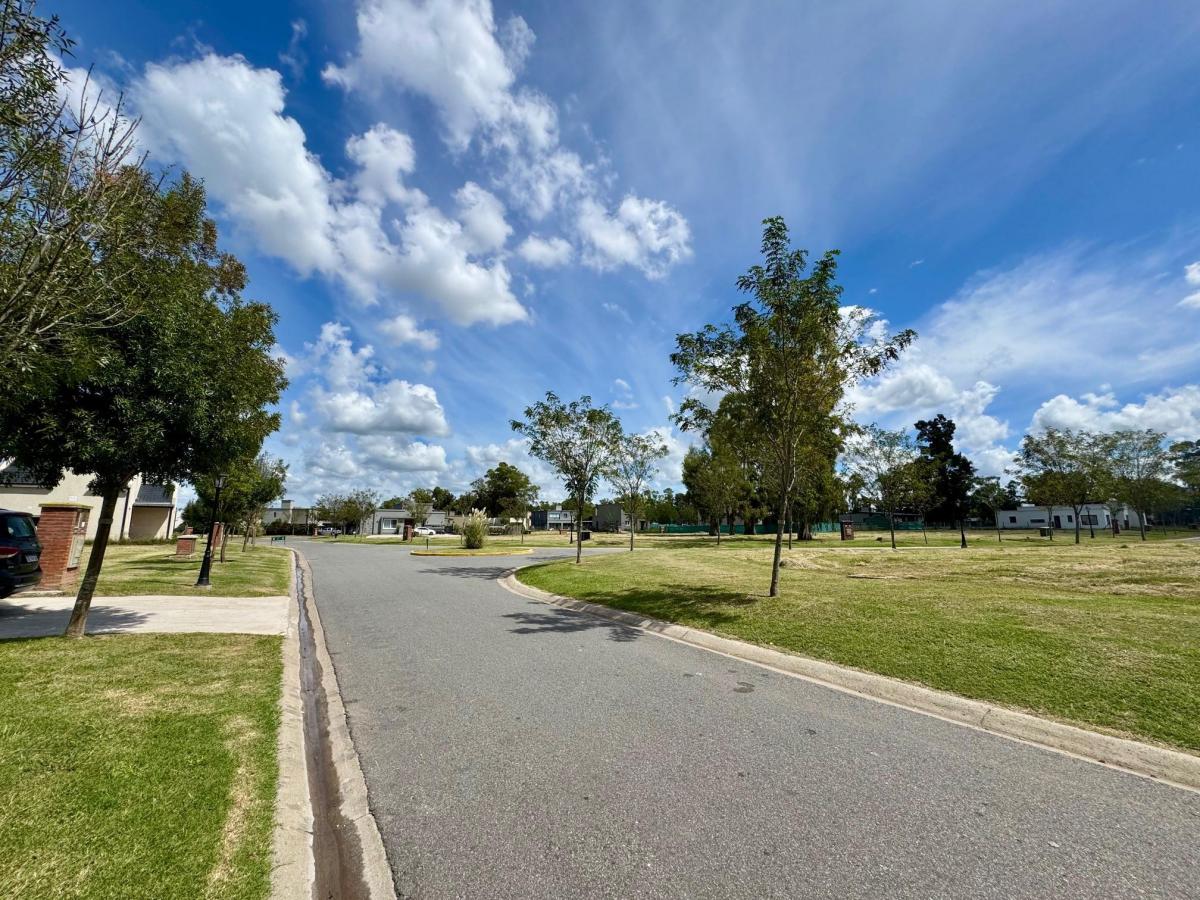 Lote en venta en barrio Santo Tomas km50 Pilar