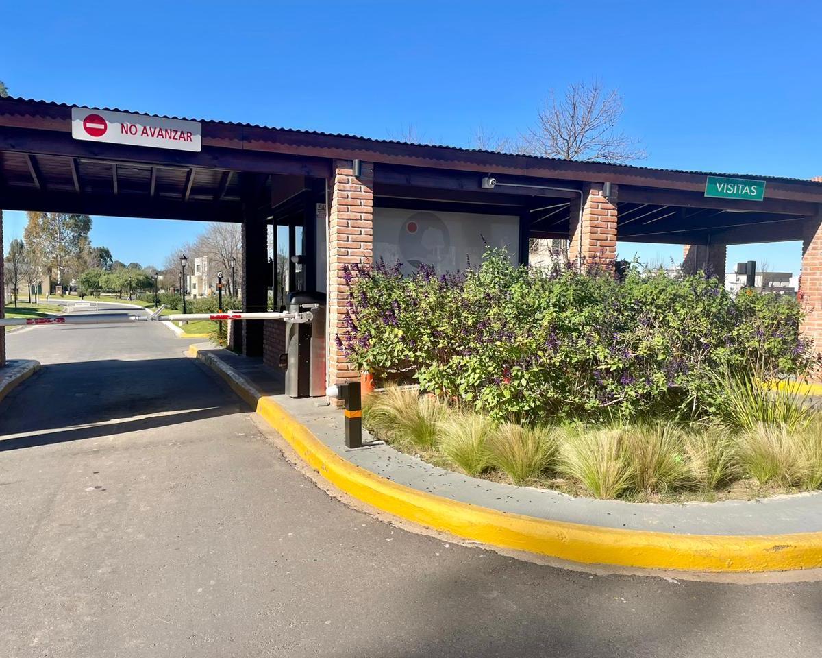 Lote en venta en Santo Tomás km50 Pilar