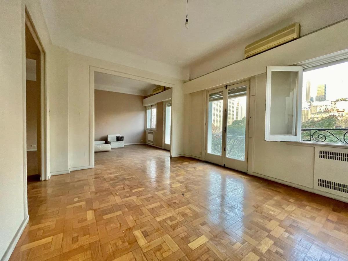 Foto de Departamento de 231 m² con 4 dormitorios en venta en Plaza San Martin, imagen 3