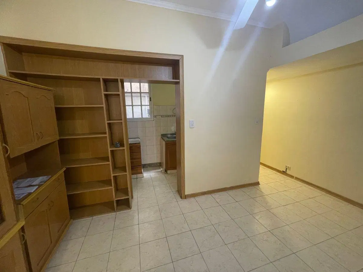 Alquiler Dos Ambientes Amplia Cocina En El Centro 3