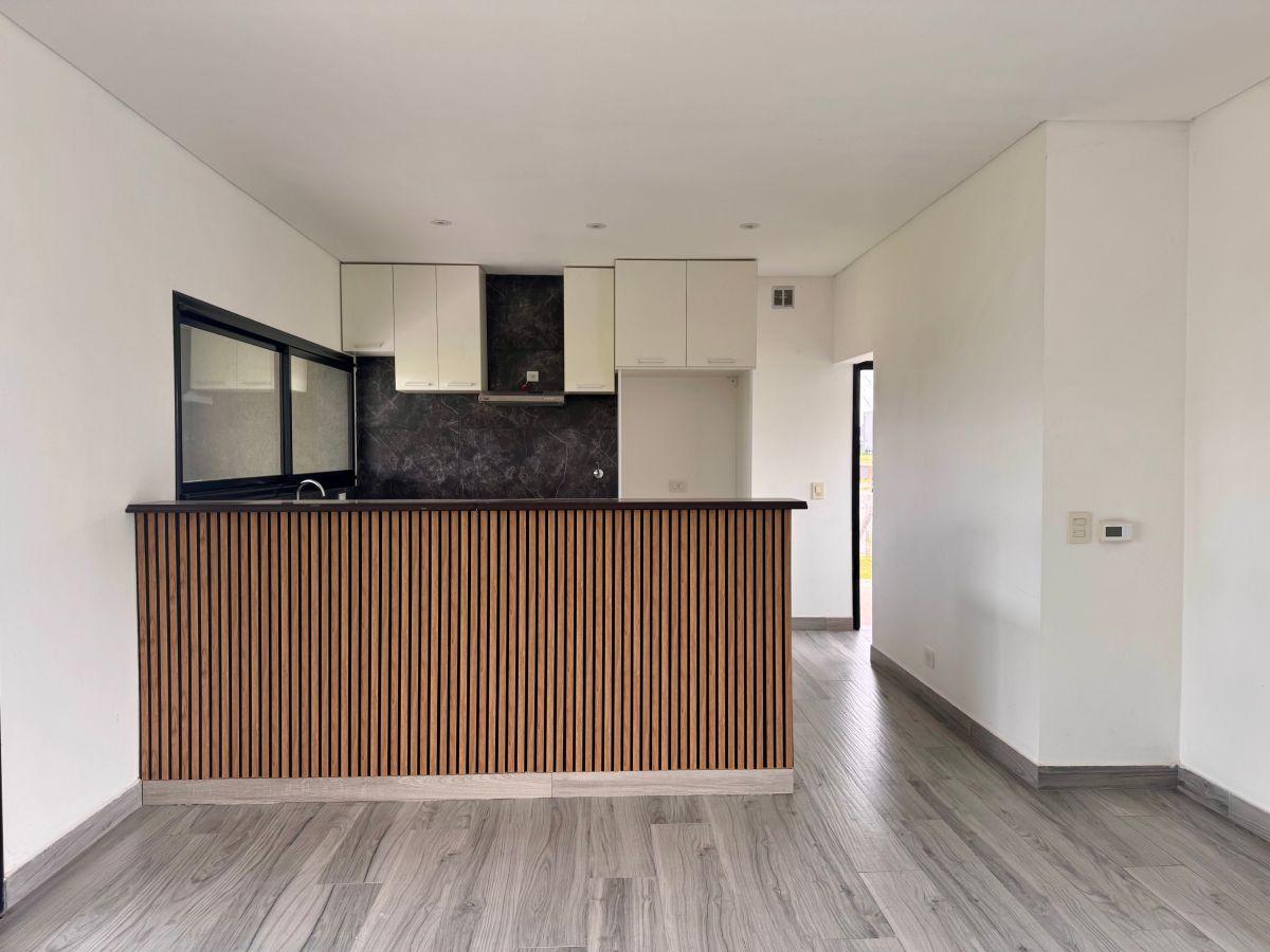 Foto de Casa en alquiler 3 dorm con pileta en Pilar, imagen 5