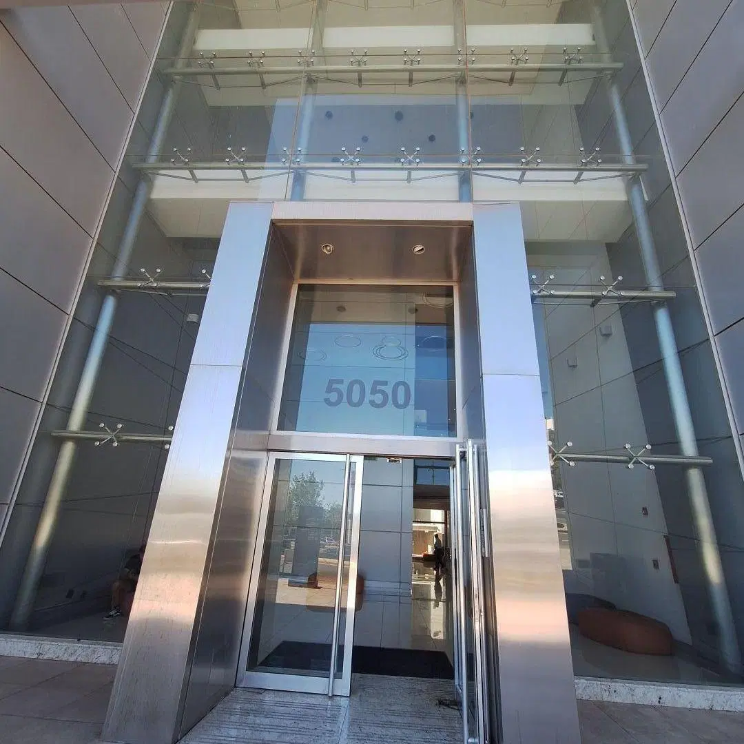 Oficina . | Av Colon al 5000 3