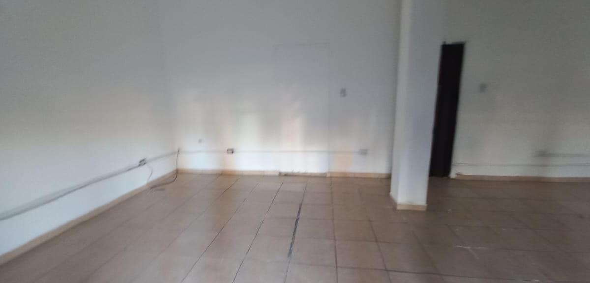 Venta Local Comercial Oficina Departamento Ingreso a Mendoza Frente Al Nudo Vial 2