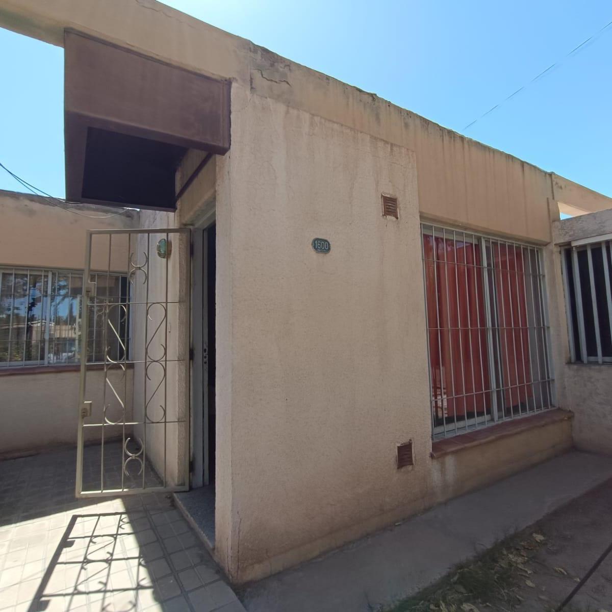 Rodriguez Damonte Vende Casa Barrio San Cayetano Alimentacion Club Aleman 4
