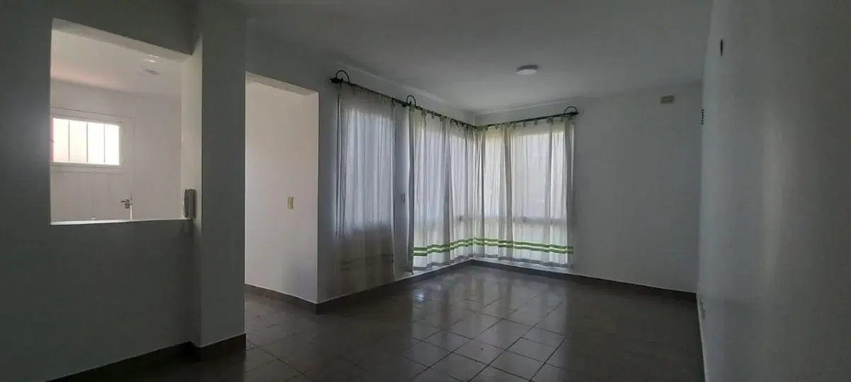 Alquiler Departamento 2 Dormitorios, con Patio, SIN COCHERA DORREGO 2