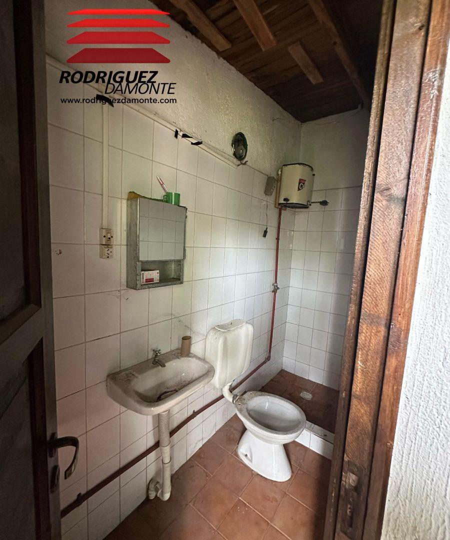 Foto de Casa en alquiler en Sexta Sección | Dos dormitorios y amplio patio, imagen 1