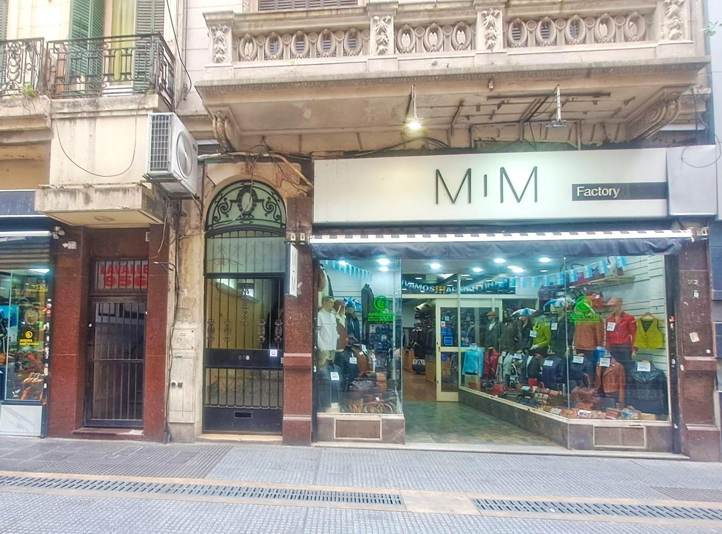 Foto de Semipiso clásico, patio doble altura y a metros del Obelisco, imagen 1
