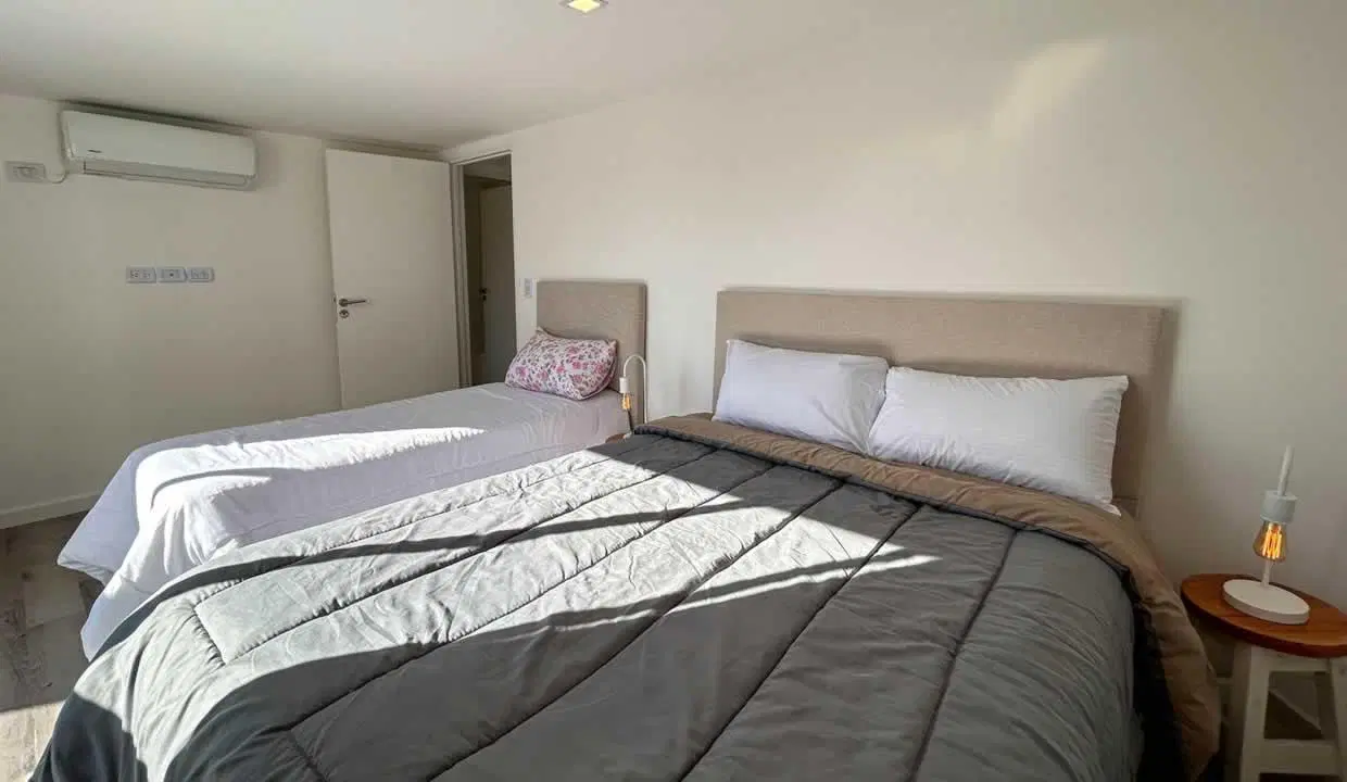 Departamento de 3 ambientes a estrenar, con balcón terraza. 4