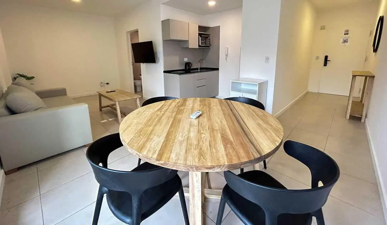 Departamento de 3 ambientes a estrenar, con balcón terraza. 5