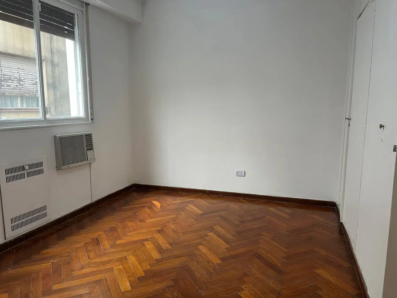 Departamento de dos ambientes en alquiler en Recoleta 3
