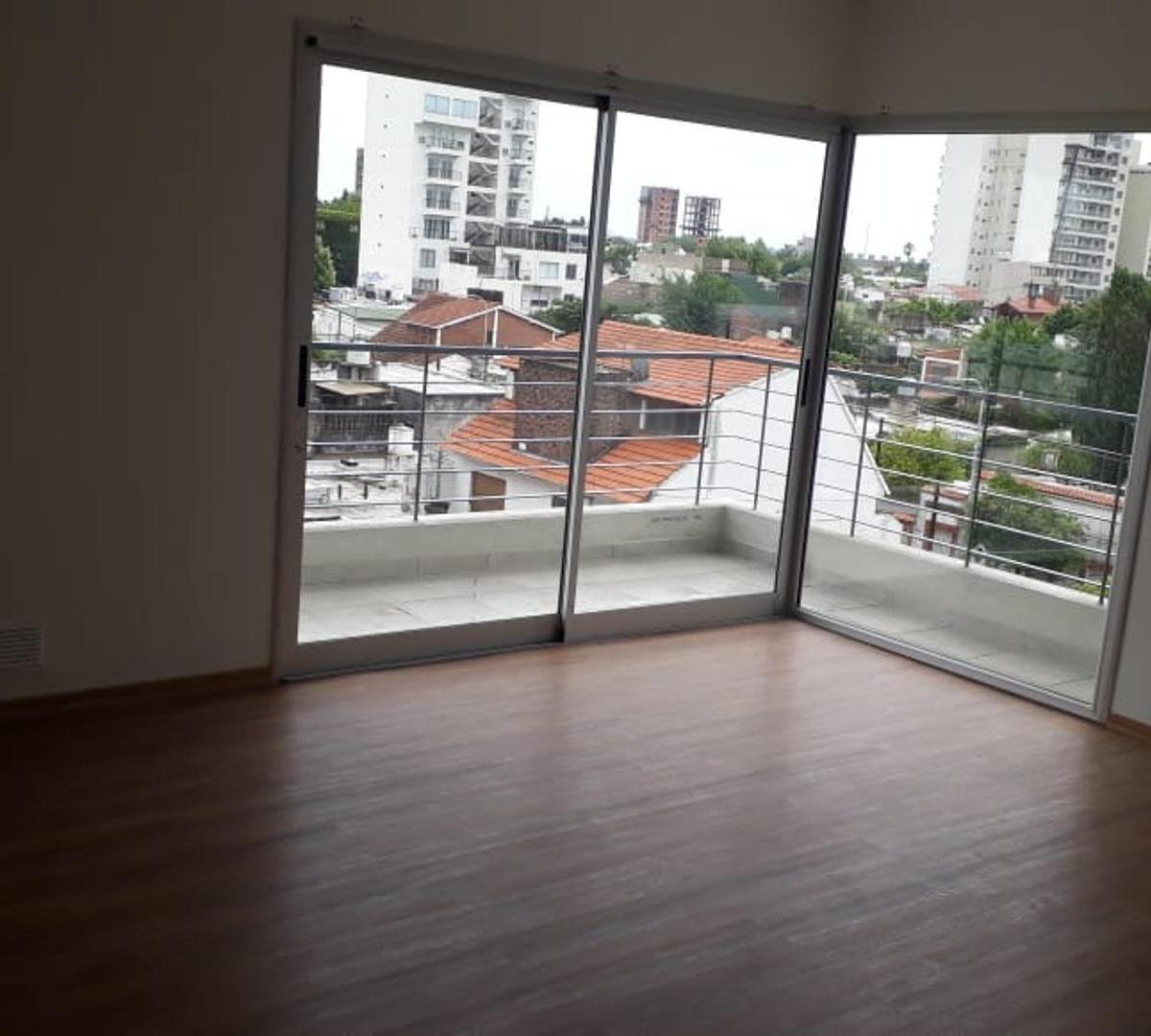 Semipiso 3 Ambientes a Estrenar, Berazategui Centro! 3