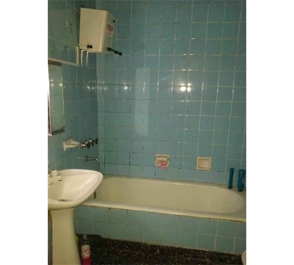 Chalet 3 Amb. Sobre Lote de 8.66 X 20 m 1