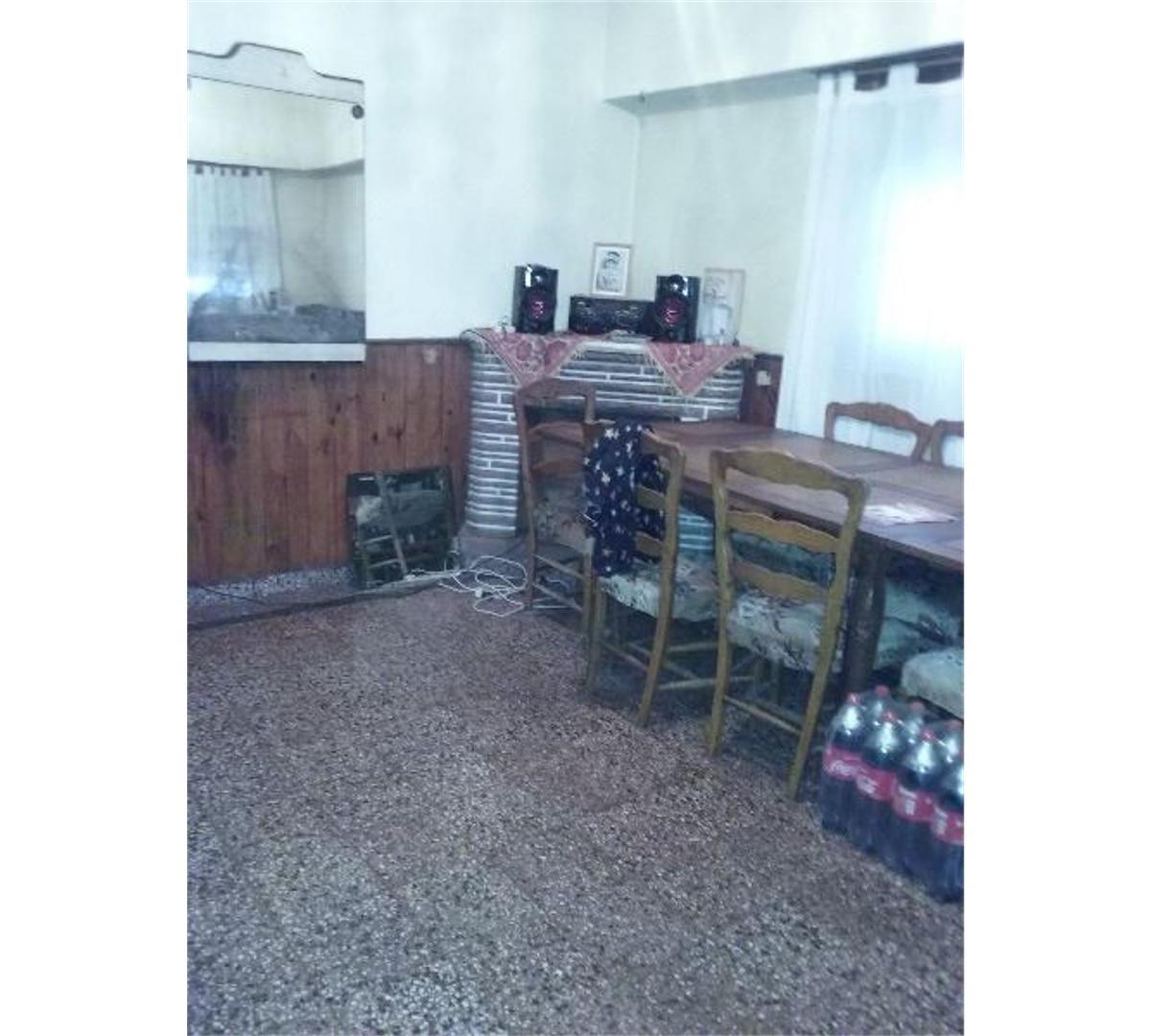 Chalet 3 Amb. Sobre Lote de 8.66 X 20 m 2