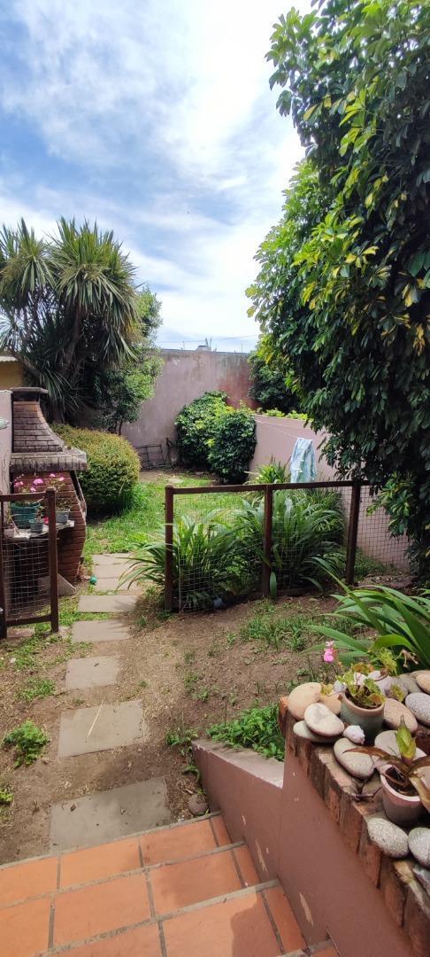 Hermoso Duplex 4 Ambientes, 2 Cocheras, Barrancas de Quilmes 2