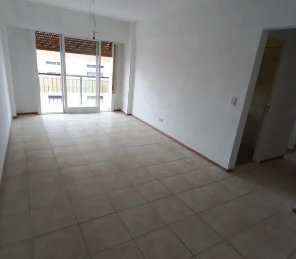 Departamento 2 ambientes - Quilmes Centro 3