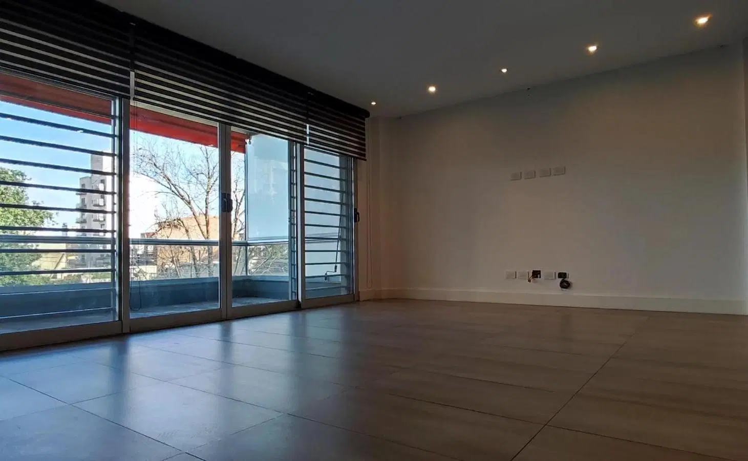 Piso 4 ambientes, cochera, SUM, Pileta 1