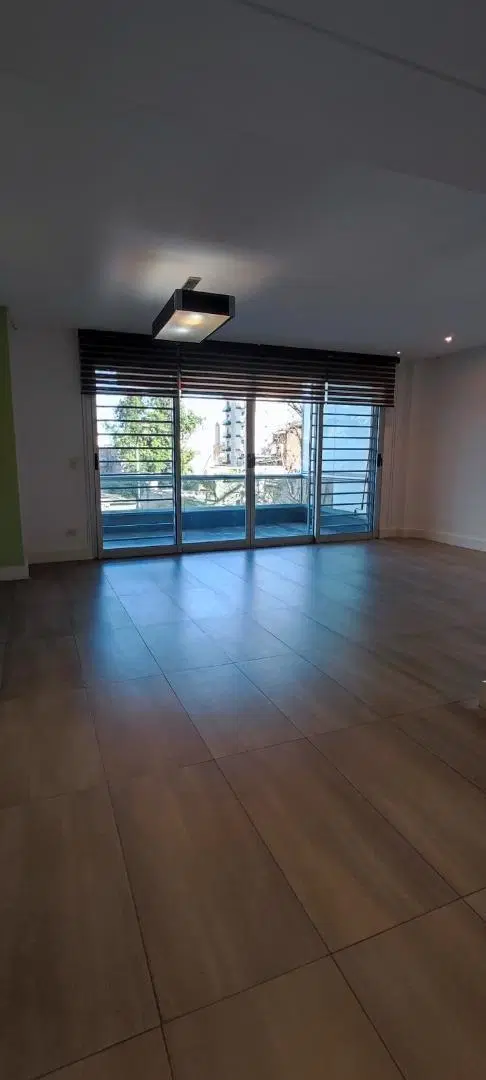 Piso 4 ambientes, cochera, SUM, Pileta 4