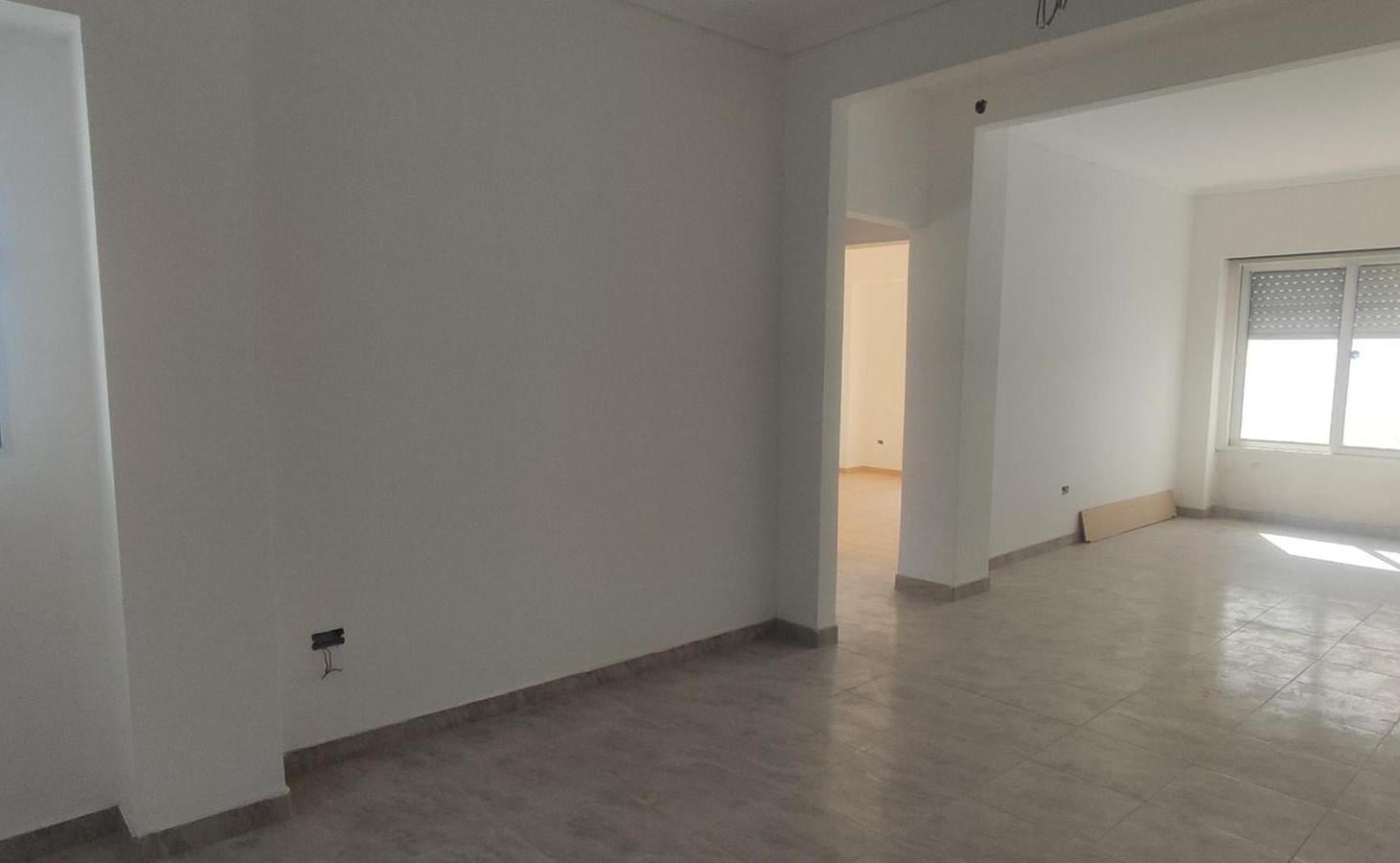 Foto de Depto tipo casa de 3 ambientes con patio, por escalera., imagen 3