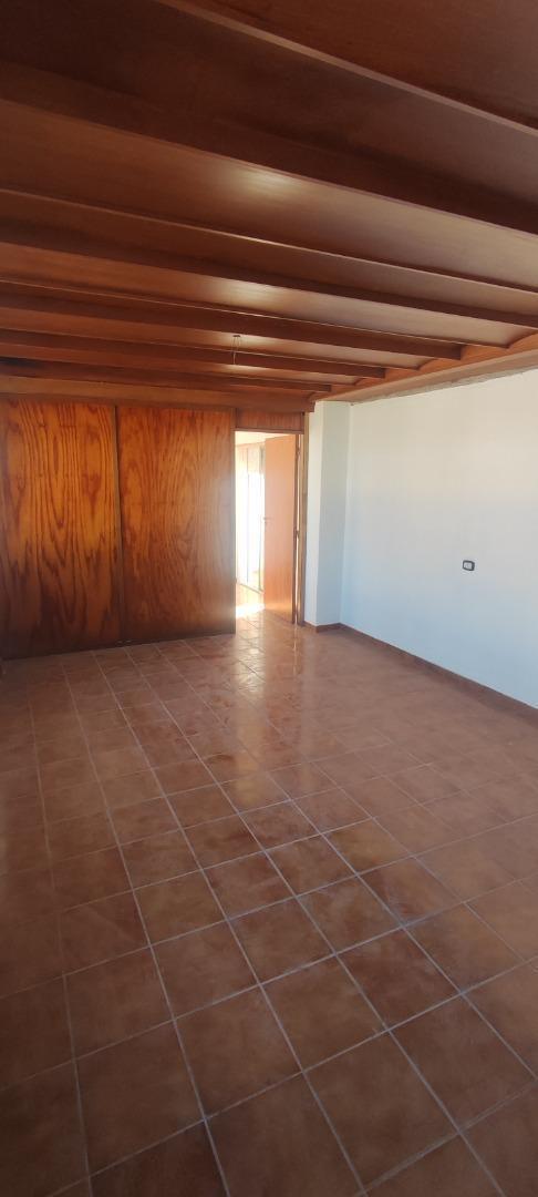 Foto de Depto tipo casa de 3 ambientes con patio, por escalera., imagen 4