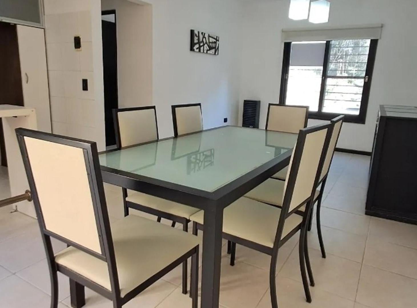 Foto de Excelente 3 Ambientes Pleno Centro, parrilla, cochera., imagen 2