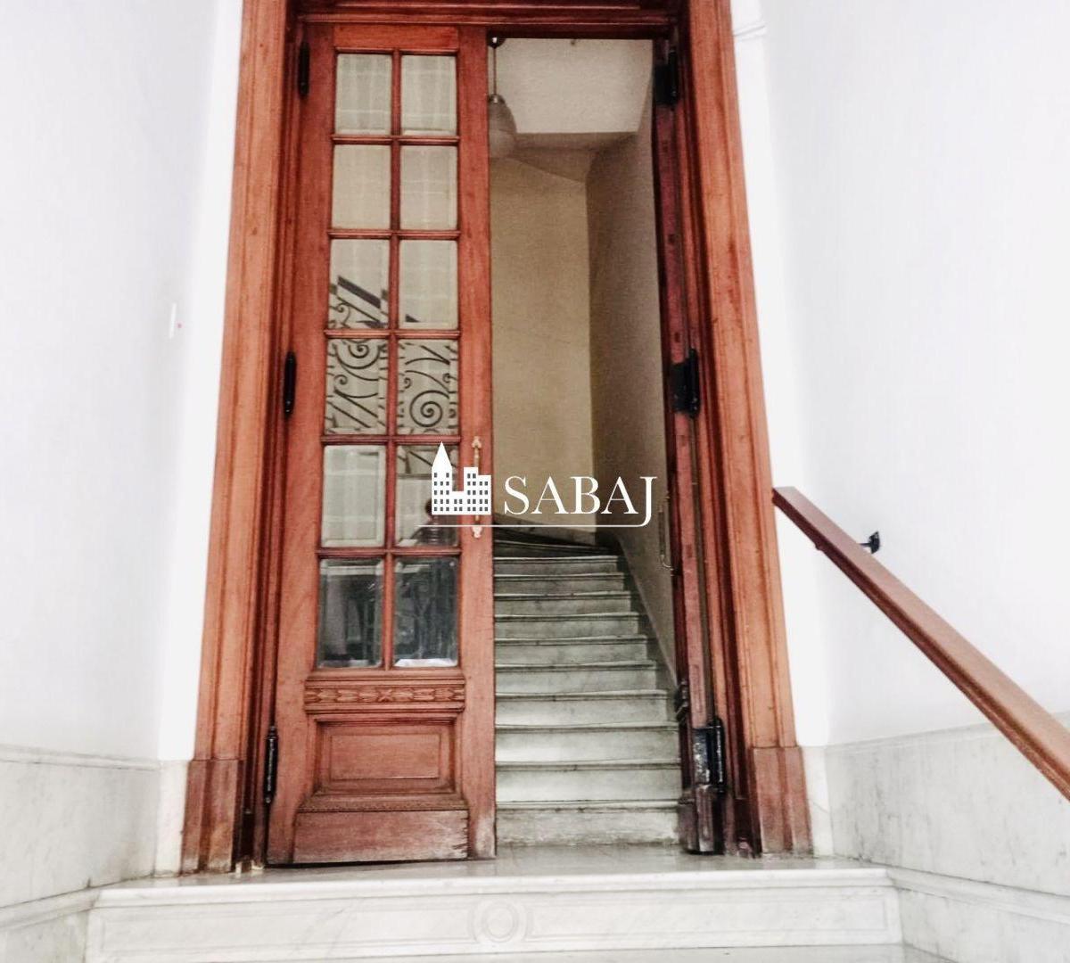 Departamento 7 Ambientes o Mas. | Carlos Calvo 1782 5