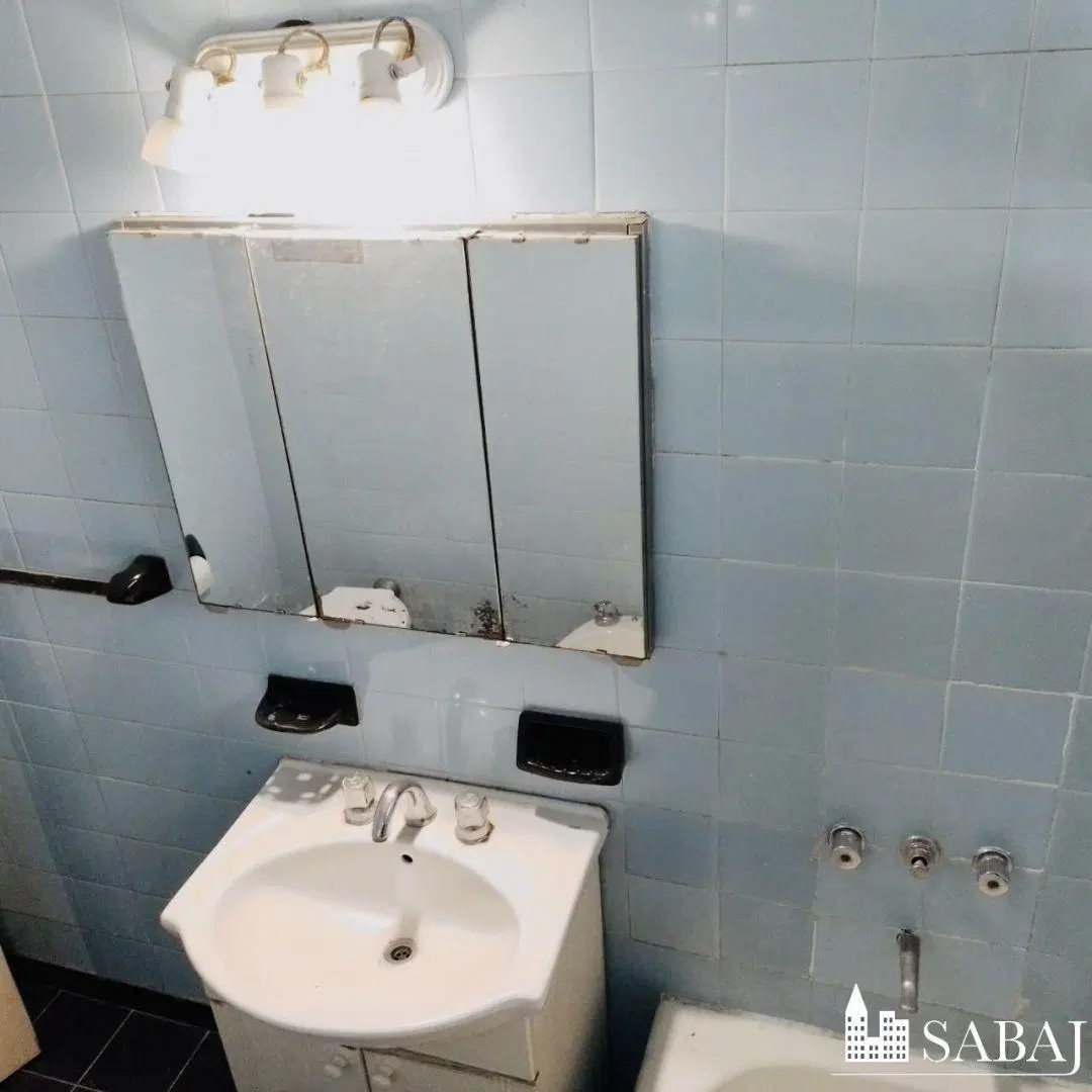 Departamento 3 ambientes. | Av Jose M Moreno 565 4
