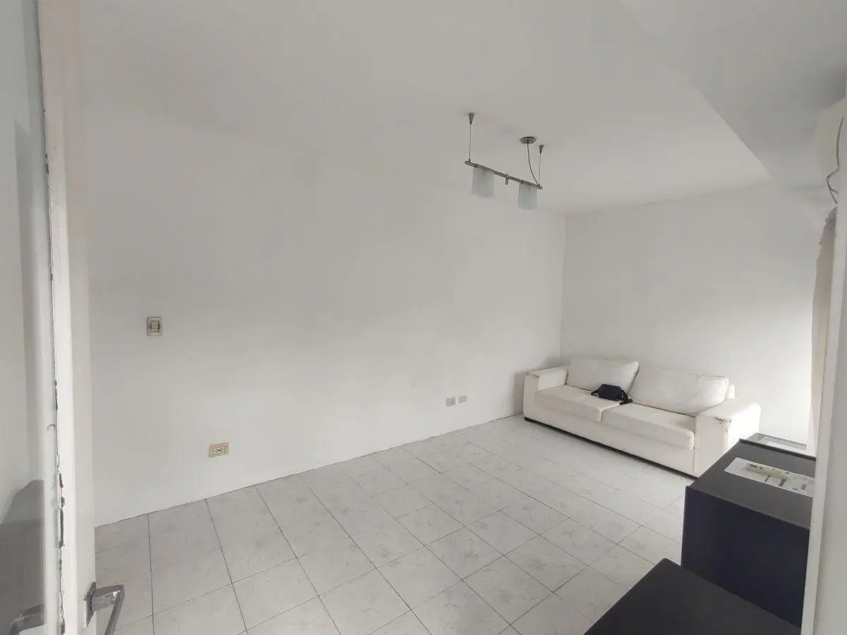 FLORESTA 2 AMB FRENTE 43 M2 BALCÓN MUY BUEN ESTADO -EXCELENTE! 4