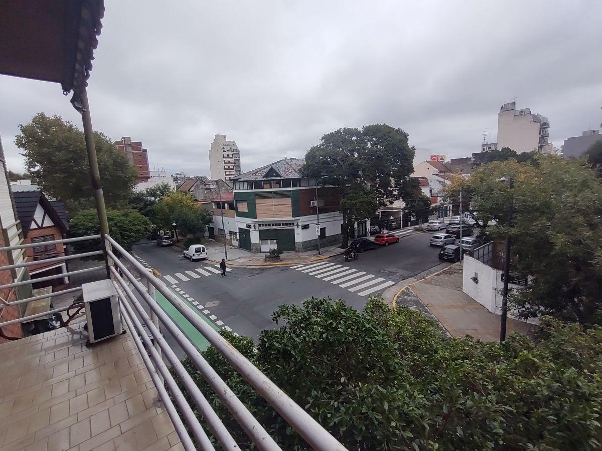 FLORESTA 2 AMB FRENTE 43 M2 BALCÓN MUY BUEN ESTADO -EXCELENTE!