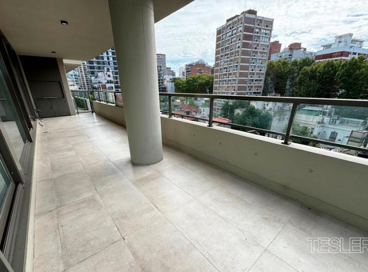 Weik Belgrano 3 dormitorios en suite Balcón aterrazado con parrilla propia Dependencia 3 cocheras 5