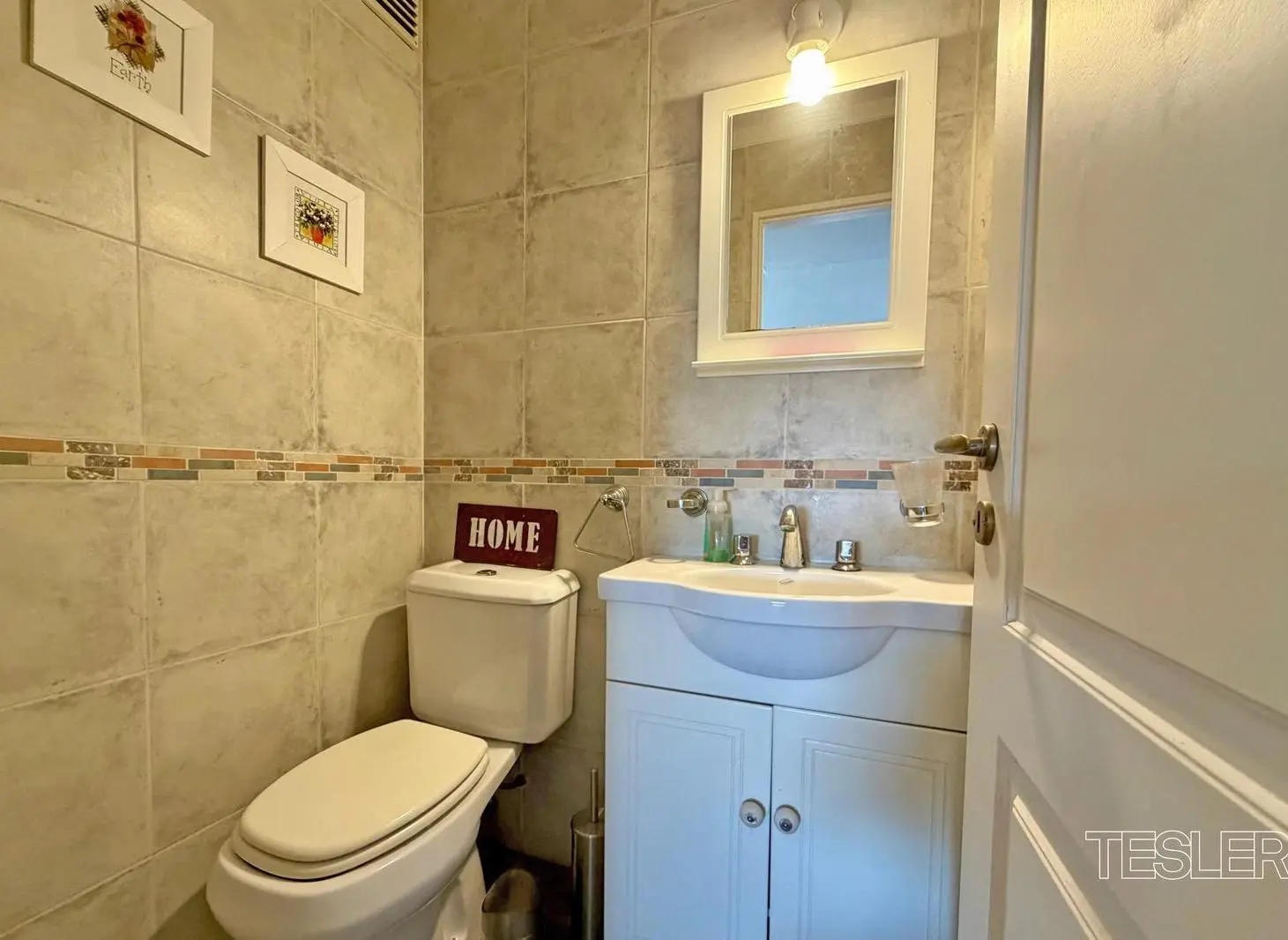 Venta Piso alto en torre Nuñez Luminoso 2 dormitorios Baño completo y toilette Cochera fija 4