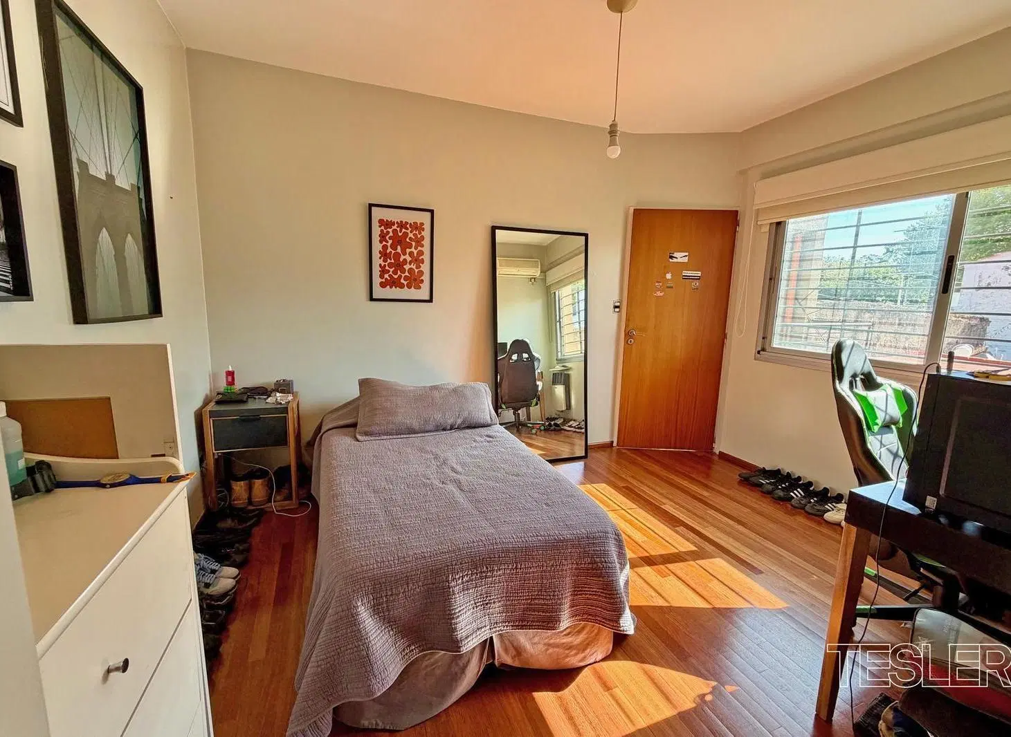 Venta Casa Saavedra totalmente reciclada 3 dormitorios 3 baños completos Living comedor doble altura 8