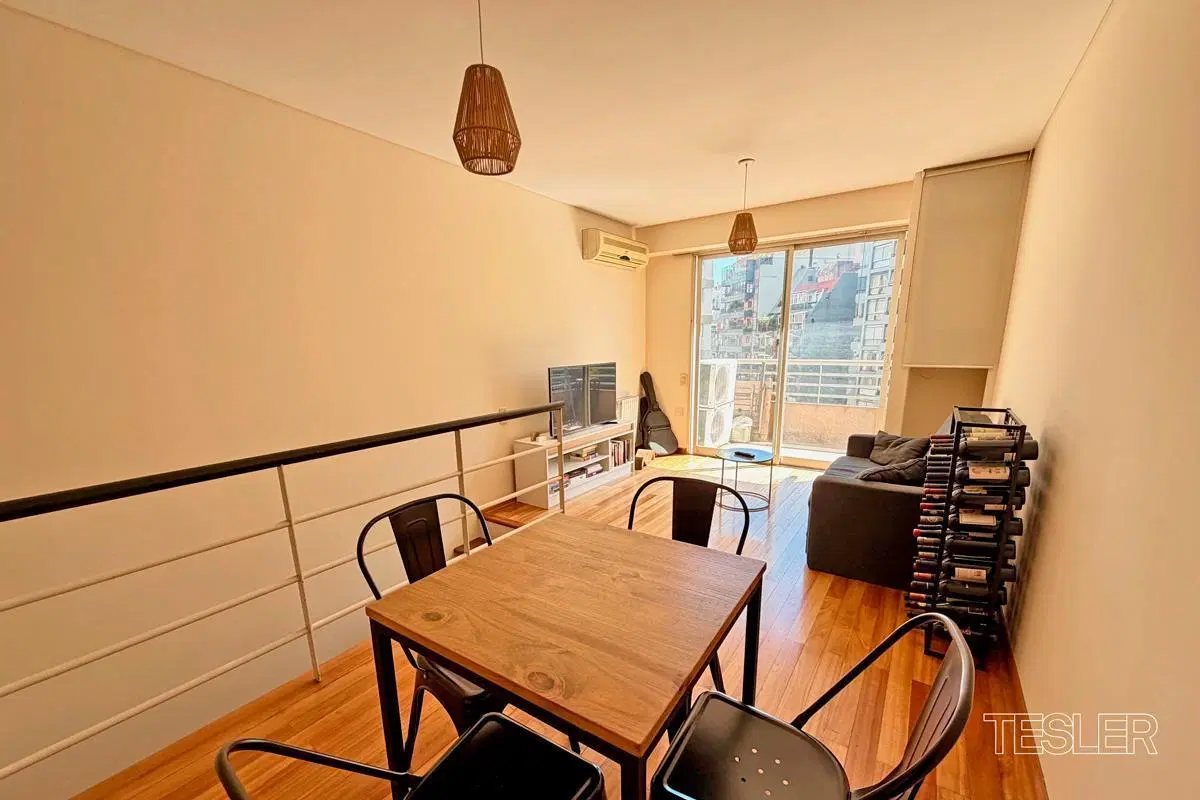 Venta Dúplex Las Cañitas muy luminoso 1 dormitorio Baño completo Cocina integrada Bajas expensas 2