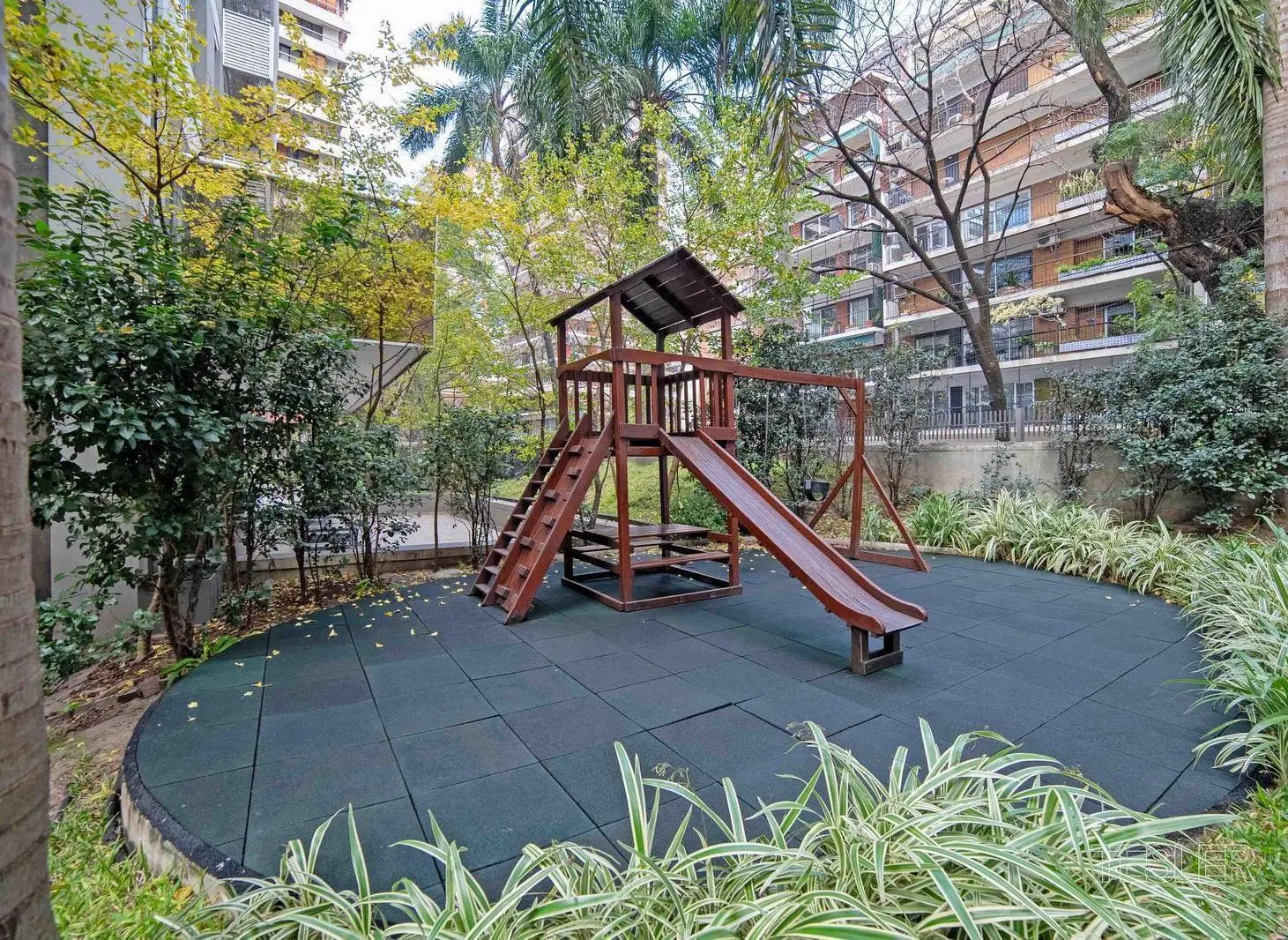Torre Marquis 2 dormitorios con dependencia Cochera fija Amenities Vigilancia 24hs Belgrano 3