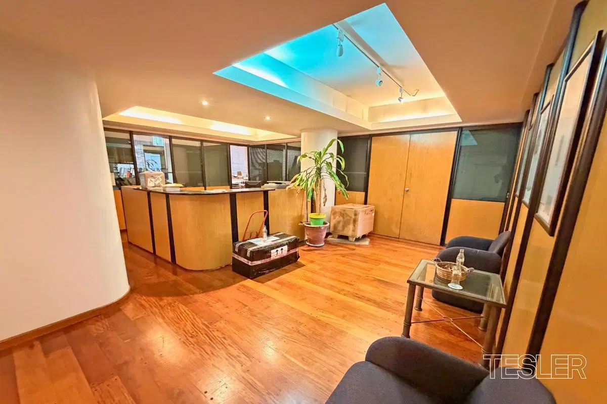 Venta Oficina Juramento Plaza Belgrano 232mts Vigilancia 24hs Cochera fija Edificio corporativo 5