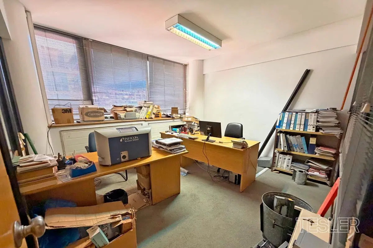 Venta Oficina Juramento Plaza Belgrano 232mts Vigilancia 24hs Cochera fija Edificio corporativo 2
