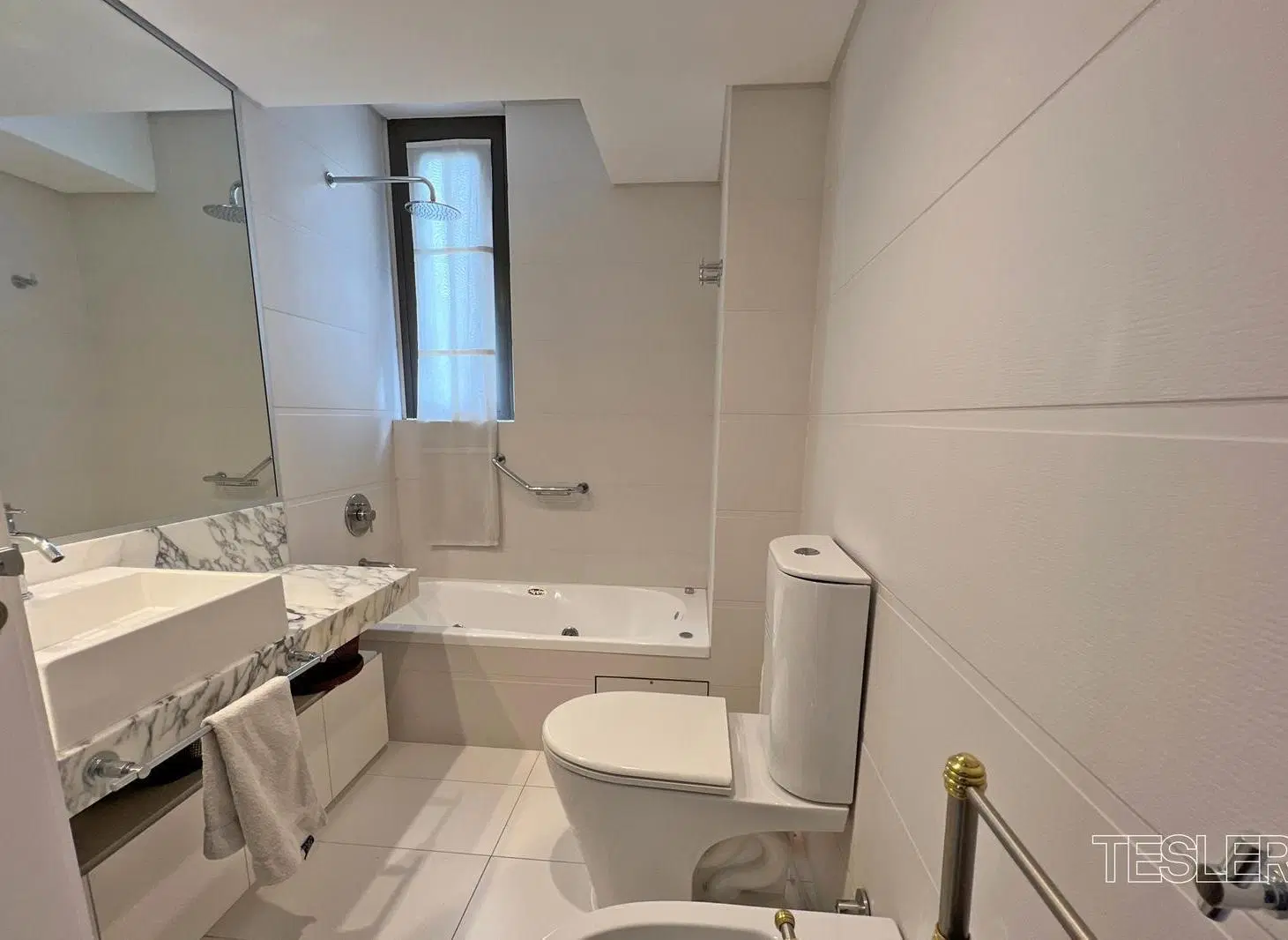 Weik Belgrano Arcos y Zabala 2 dorm en suite y toilette Cocina con office A estrenar Cochera 2