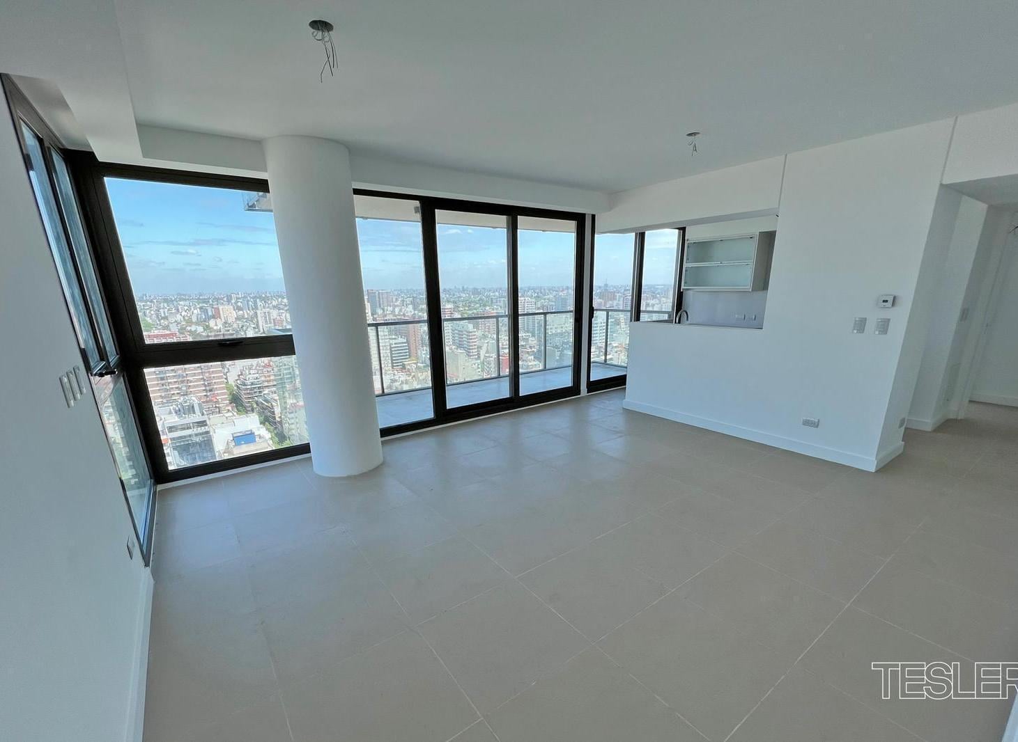 Foto de Weik Belgrano Piso muy alto 2 dormitorios 2 baños completos Cochera, imagen 1