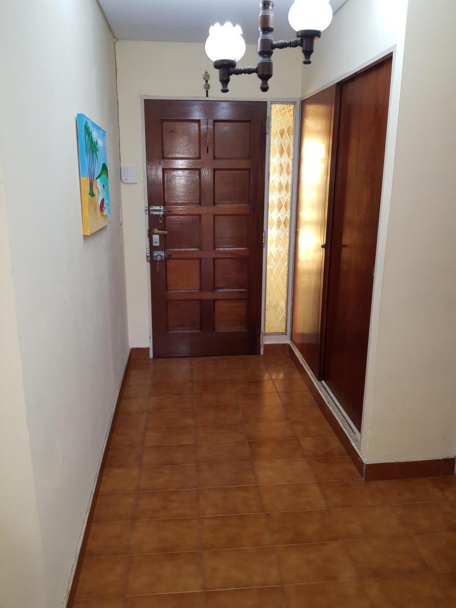 VENTA - Pedro Goyena 4241 - Olivos - Chalet 3 dorm (suite) garaje gran jardín