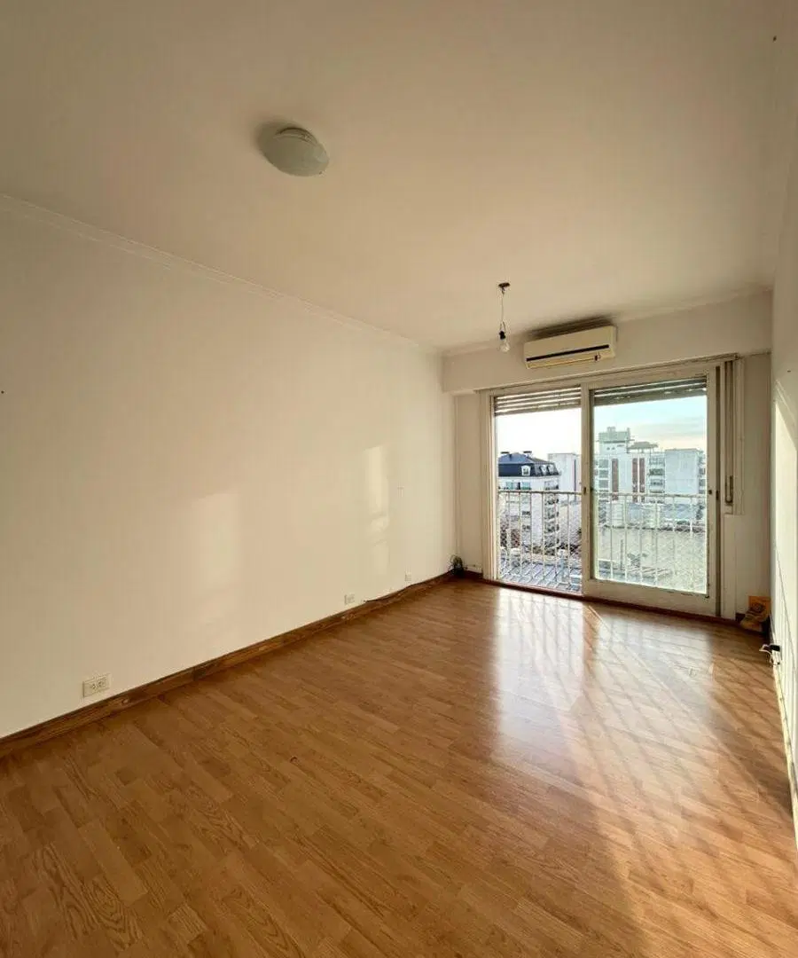 Departamento 2 ambientes c/ balcón frances - Arenales 1521, Florida. 3