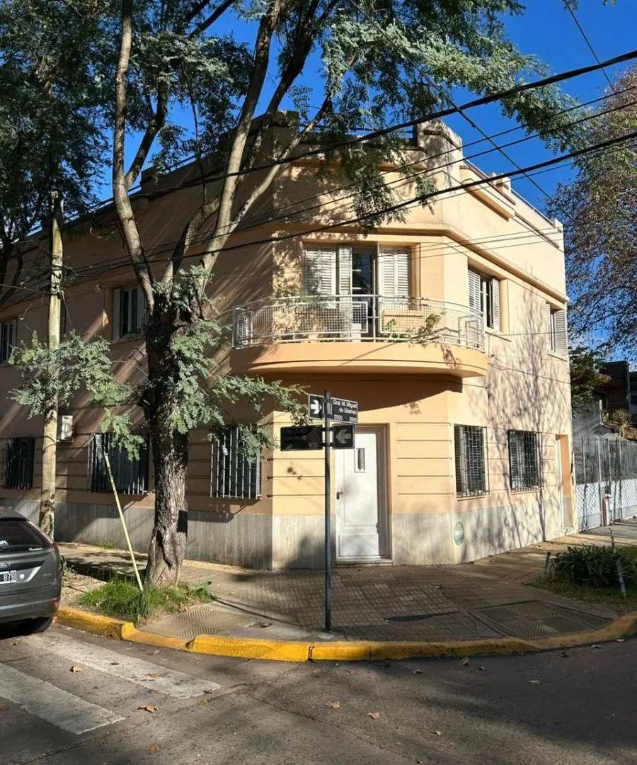 PH 5 amb. planta baja c/patio y cochera. - Fray Justo Sarmiento 798, Florida 2
