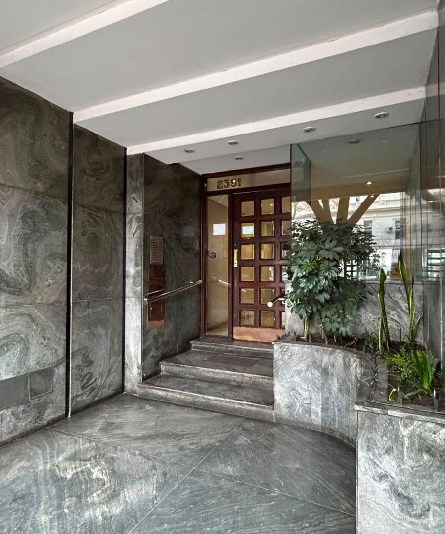 Foto de Departamento 3 ambientes con balcón y lavadero - Av. Maipú 2391, Olivos., imagen 2