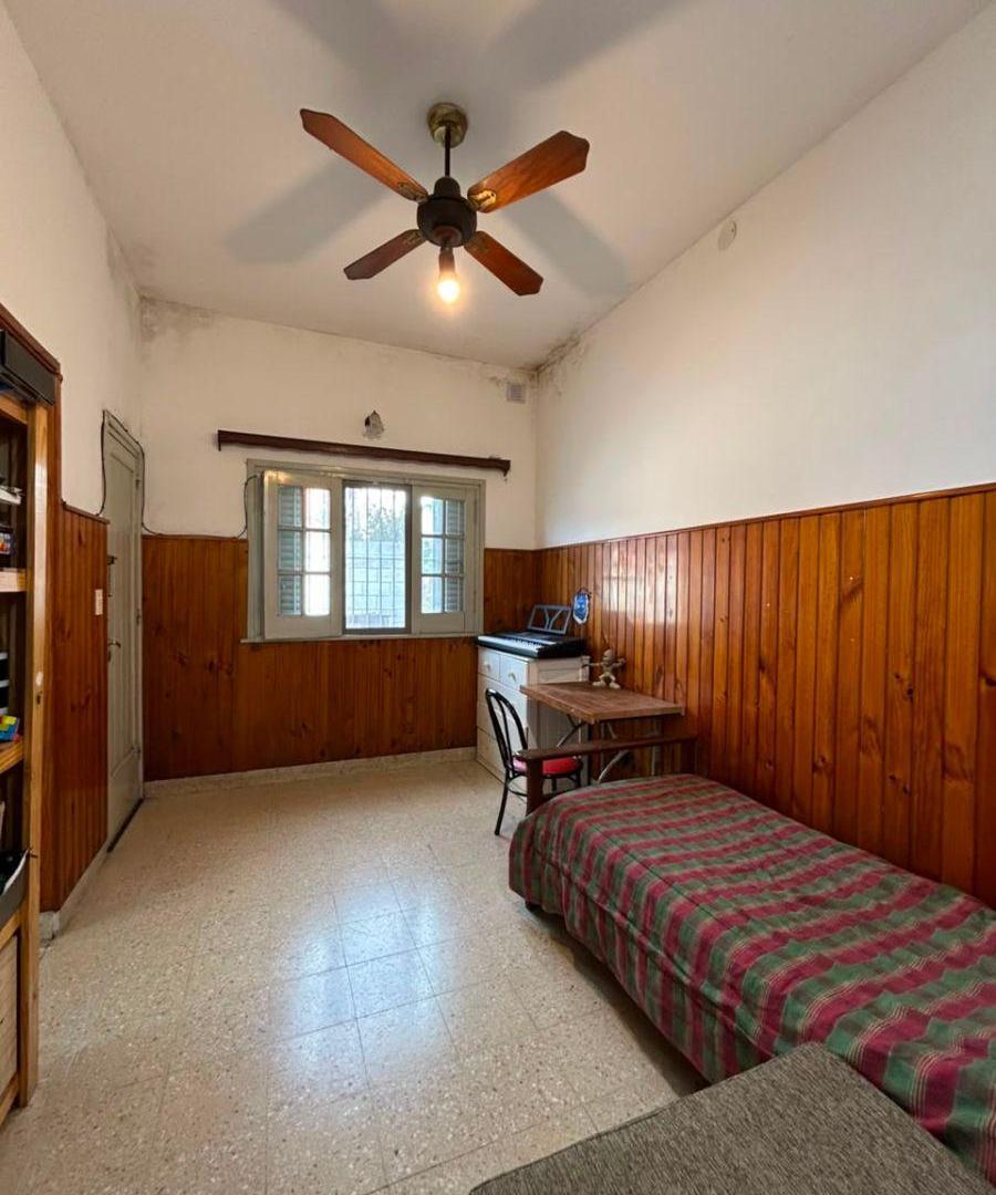Foto de Casa lote propio 3 ambientes con galpón y jardín - Melo 4372, Villa, imagen 3